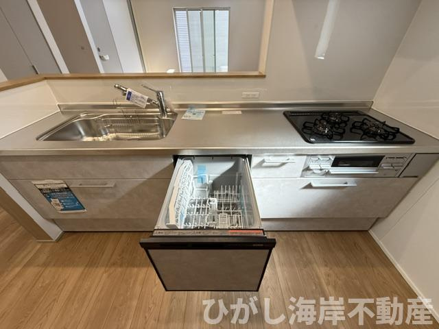 茅ヶ崎市西久保　新築戸建　全４棟のキッチン|食洗器付きシステムキッチン