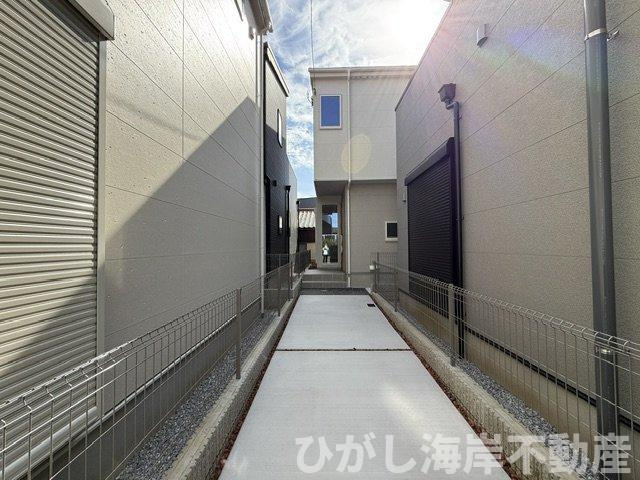 茅ヶ崎市西久保　新築戸建　全４棟の前面道路含む現地写真|現地外観