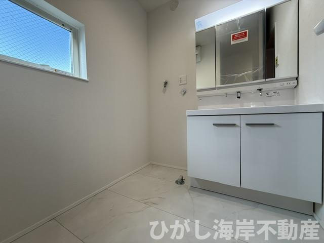 茅ヶ崎市西久保　新築戸建　全４棟の脱衣所|脱衣スペース