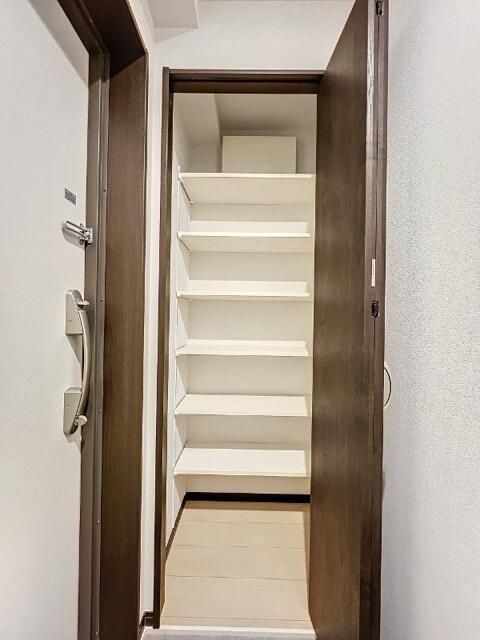 ｃａｓａ　ｅｓｔａｔｅ（カーサ　エスターテ）の収納