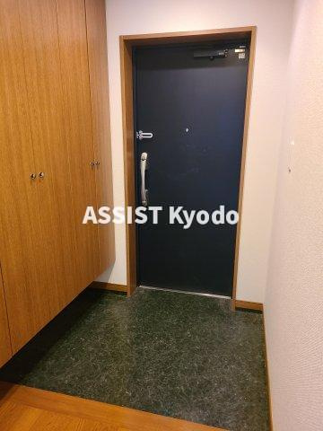 クールセリシエの玄関|※別号室の参考写真です