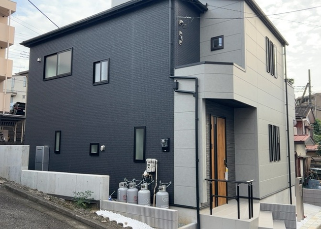 【構造・工法・仕様】 | 相模台ハイツ　Ｄ棟 | 建物構造は丈夫な鉄筋コンクリート（RC）造を採用しております。耐震性や遮音性に優れ、長く安心して暮らせる確かな品質が魅力です。5階建ての2階部分のお部屋で、上り下りもしやすい階数となっています。