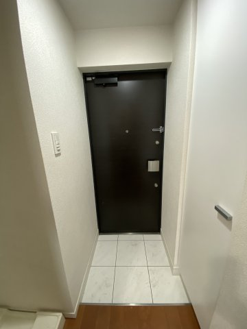リアルテ亀戸の玄関