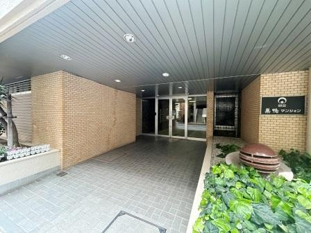 朝日巣鴨マンションのエントランス