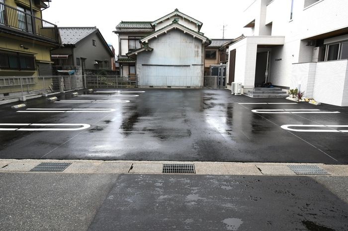 D-Grande弥生の駐車場