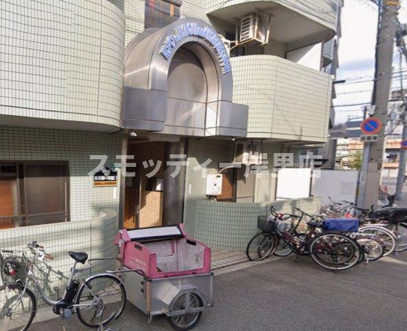 大阪市阿倍野区美章園１丁目の賃貸マンションのエントランス