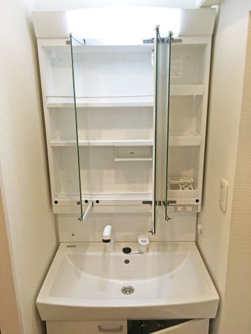 アクタスの独立洗面台