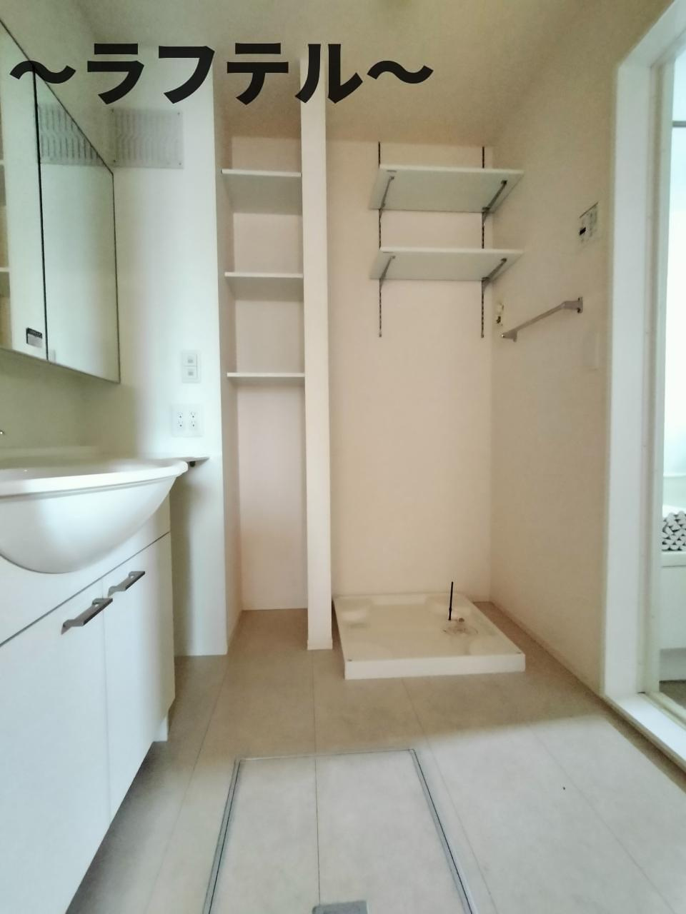 ネフェルタリの洗面所|別部屋イメージ写真
