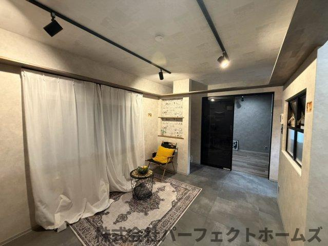 【居間・リビング】の画像