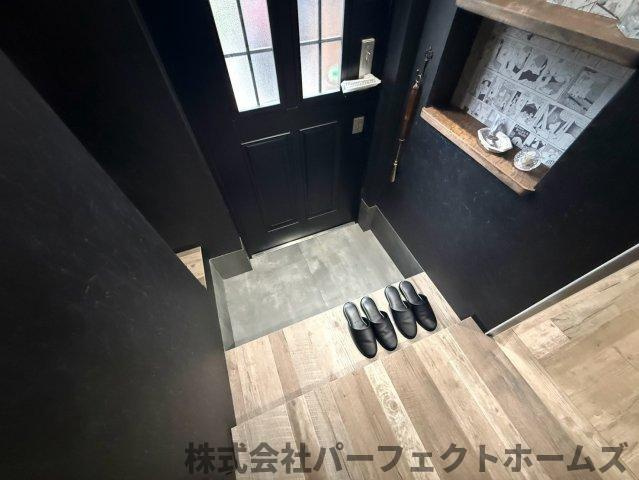 田口1丁目リノベ戸建の玄関|きれいな玄関です