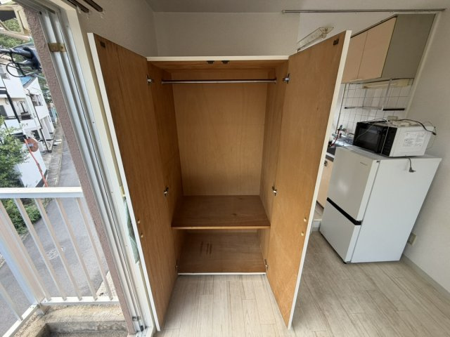 ホープ伊島A棟の収納