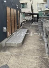 ウラノス小松川のロビー