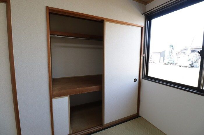 エスポワール下轡田の収納