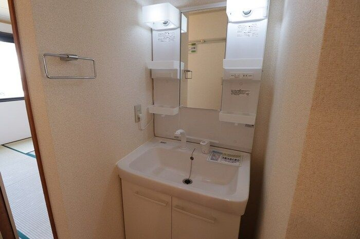 エスポワール下轡田の洗面所