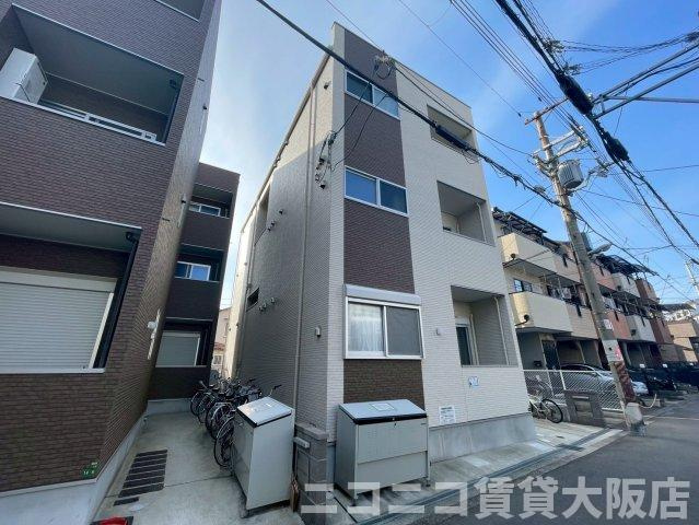 大阪市城東区新喜多東１丁目のアパートの外観