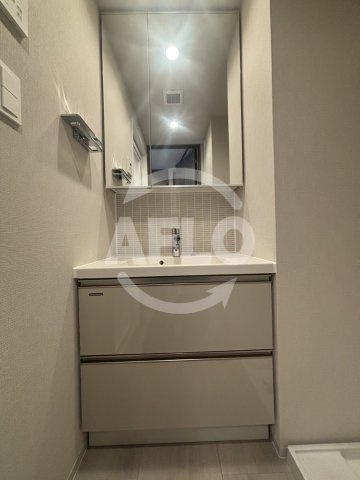 シーズンフラッツ中崎の洗面所|シーズンフラッツ中崎　洗面所