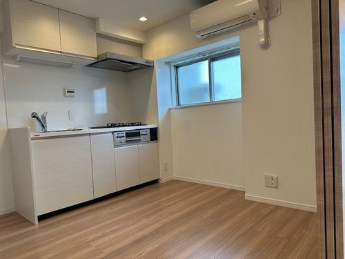 自由ヶ丘第３マンションの居間・リビング