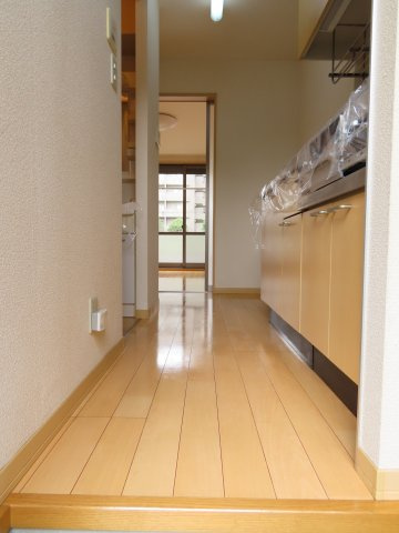 くすのきハウスＡの玄関|写真は同タイプのA102号室です
