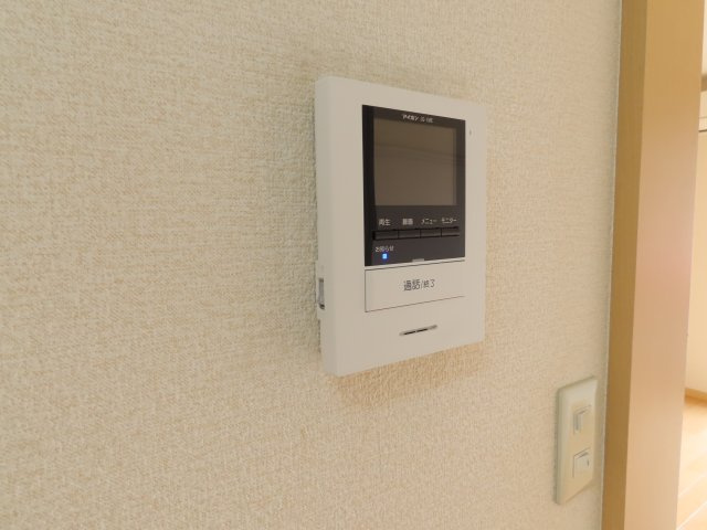 くすのきハウスＡのセキュリティ|写真は同タイプのA102号室です