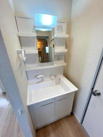 セジュール白石西新町　A棟の洗面所