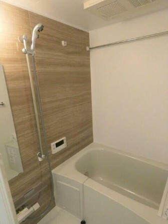 【浴室】 | PARKMAISON | 追い焚き機能、浴室乾燥機付きバス。
