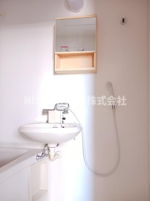 ポートさくら の洗面所|バス・洗面同室です◎