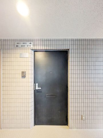 シーアイマンション鶴見の玄関