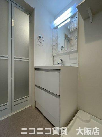 大阪市西淀川区姫島１丁目のアパートの洗面所