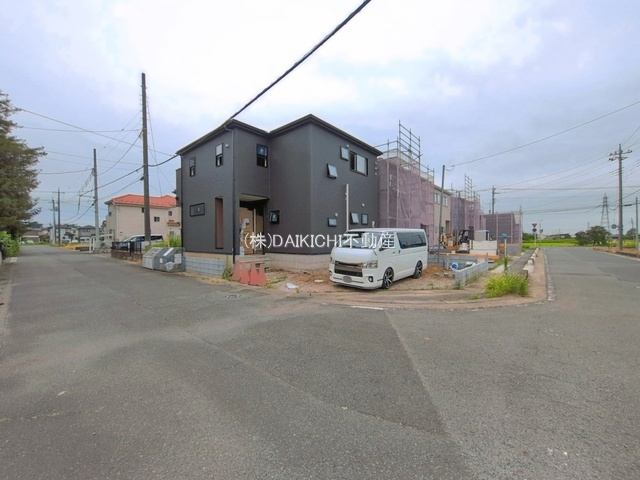 【前面道路含む現地写真】 | 加須市三俣1丁目　Livele Garden.S　新築戸建　全5棟　5号棟