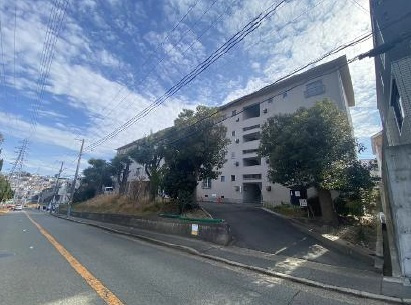 西舞子厚生年金住宅の外観