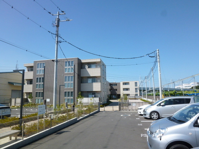 Ｍａｘ　Ｍｏｌｌｙ　Ｃの駐車場|★敷地内駐車場★