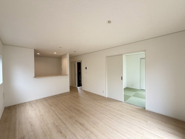 【居間・リビング】 | 加須市北下新井　CRADLE GARDEN　新築戸建　全4棟　4号棟