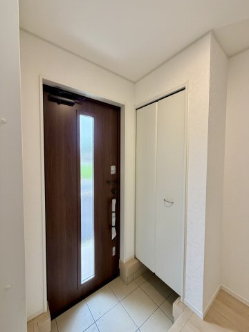 【玄関】 | 加須市北下新井　CRADLE GARDEN　新築戸建　全4棟　4号棟