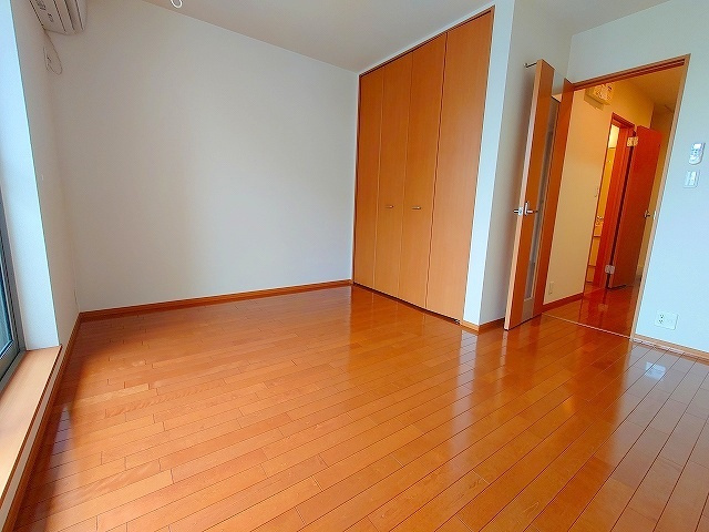 BELTIS大山の居間・リビング|★キレイなフローリングのお部屋です★