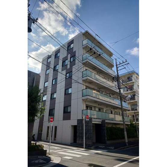 【外観】 | リコットハウス中野新橋 | 鉄筋コンクリート造のがっちりとした建物。