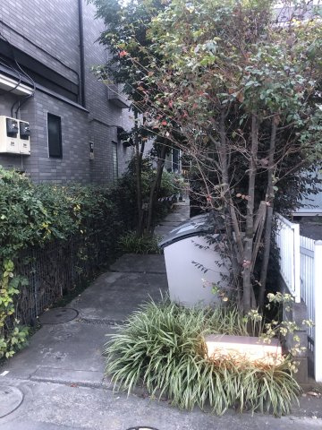 クラソ狛江のエントランス|建物の内部です