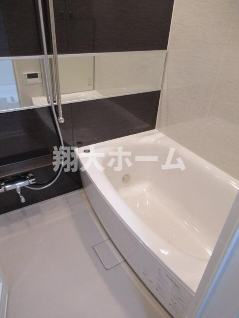 フュージョナル墨田の浴室