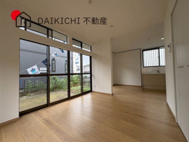 【居間・リビング】 | KEM加須市富士見町1期　中古戸建　