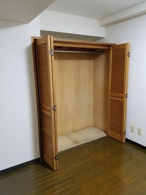 ラ・クール木場の収納|クローゼット