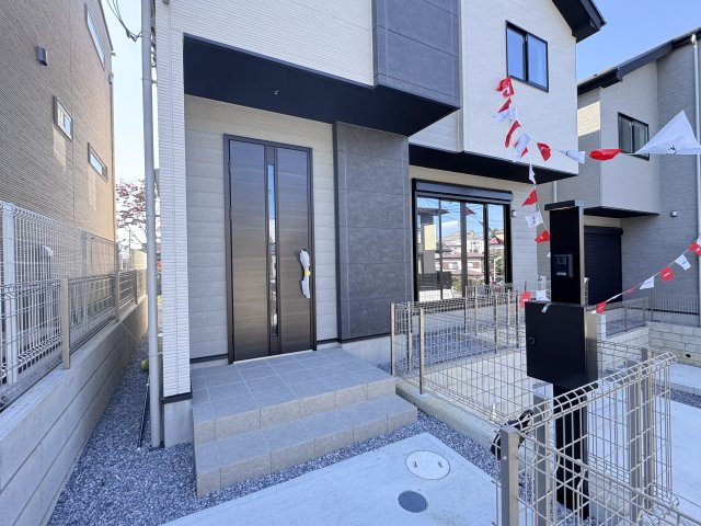 柏市柏新築戸建【高田小学校：7分】のエントランス|エントランス