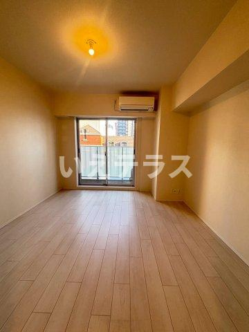 プラネソシエ神戸元町の居間・リビング|ゆったり過ごせる居間です