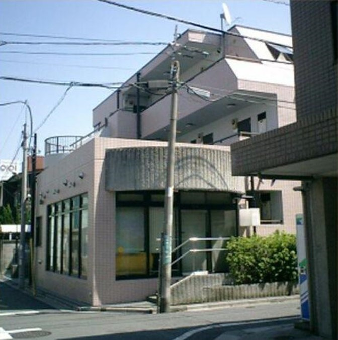 中野区中野３丁目の賃貸マンションの外観