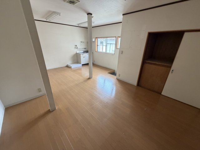 御厨東2丁目店舗