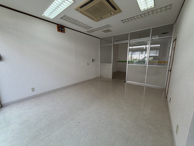 御厨東2丁目店舗