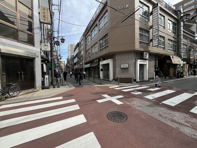 大阪市北区西天満４丁目の店舗一部の周辺