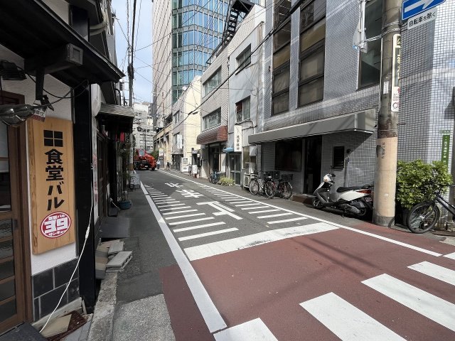 大阪市北区西天満４丁目の店舗一部の周辺
