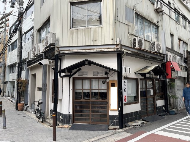 大阪市北区西天満４丁目の店舗一部の外観