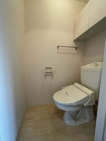 ライジングサン西宮 B棟のトイレ