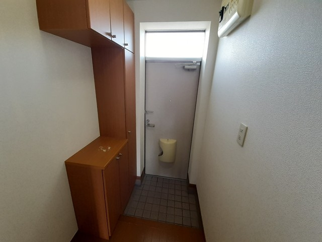 エンブレイスの玄関|玄関