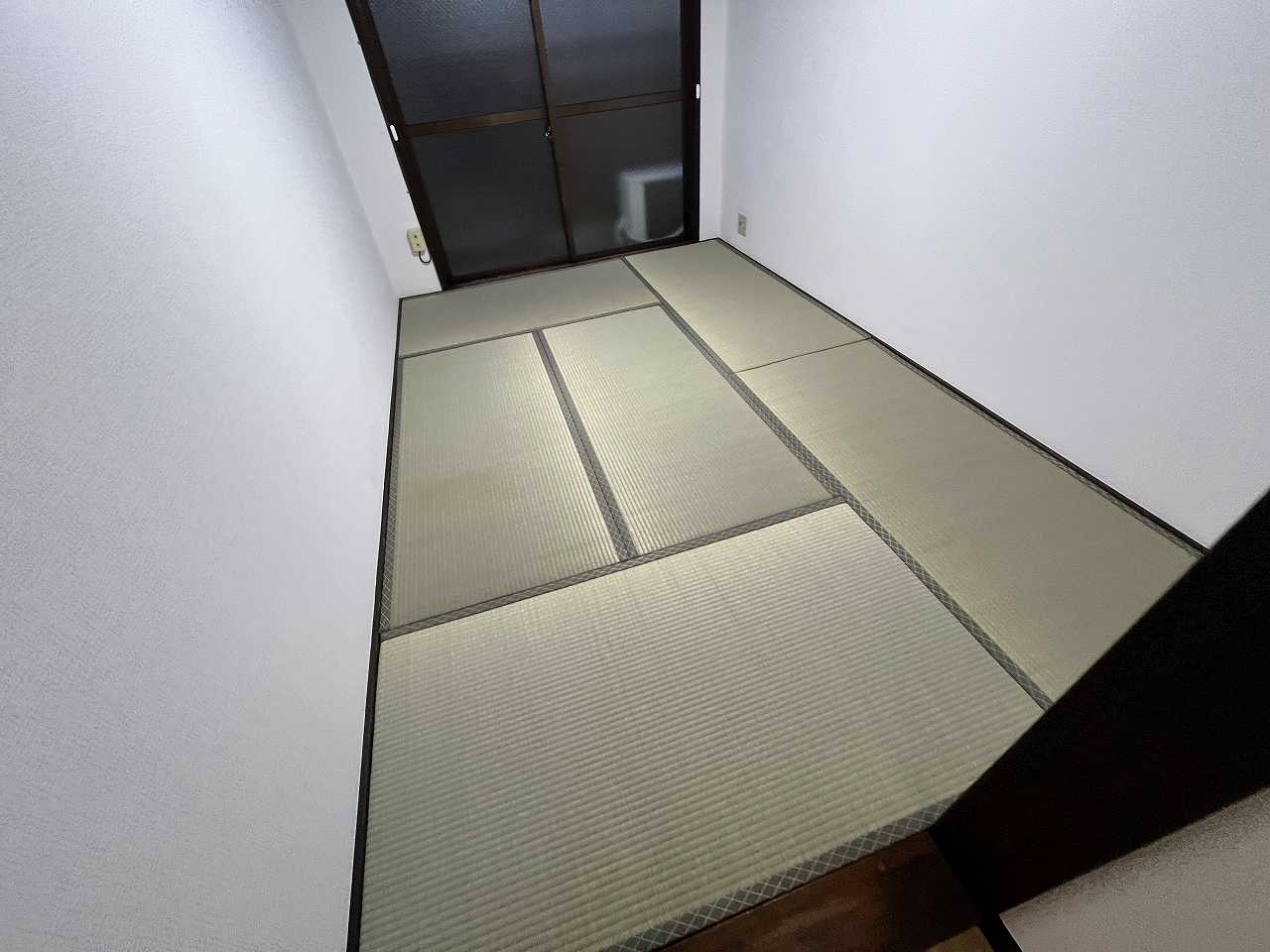 クレセント北山の和室